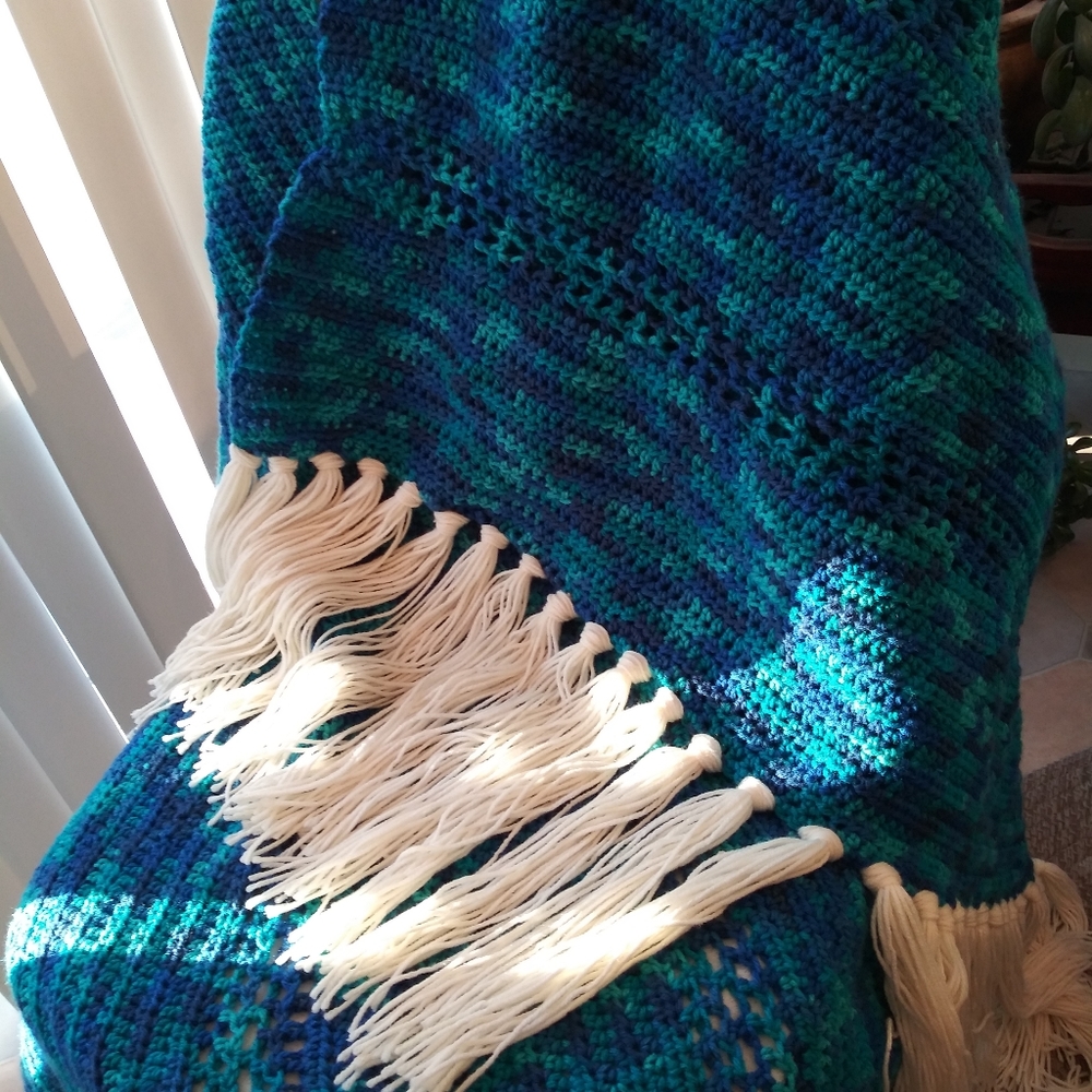 Handmade Afghan - Picture 1 of 7